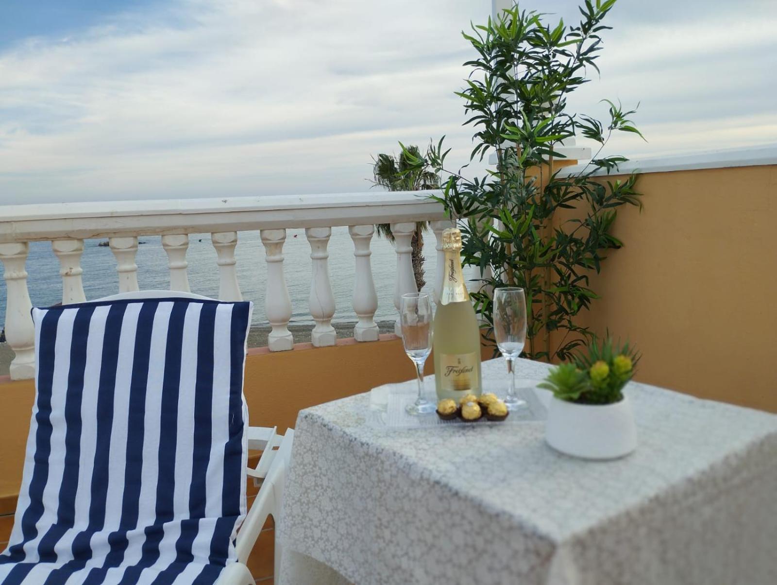 Apartamentos Playacala La Cala Del Moral Buitenkant foto